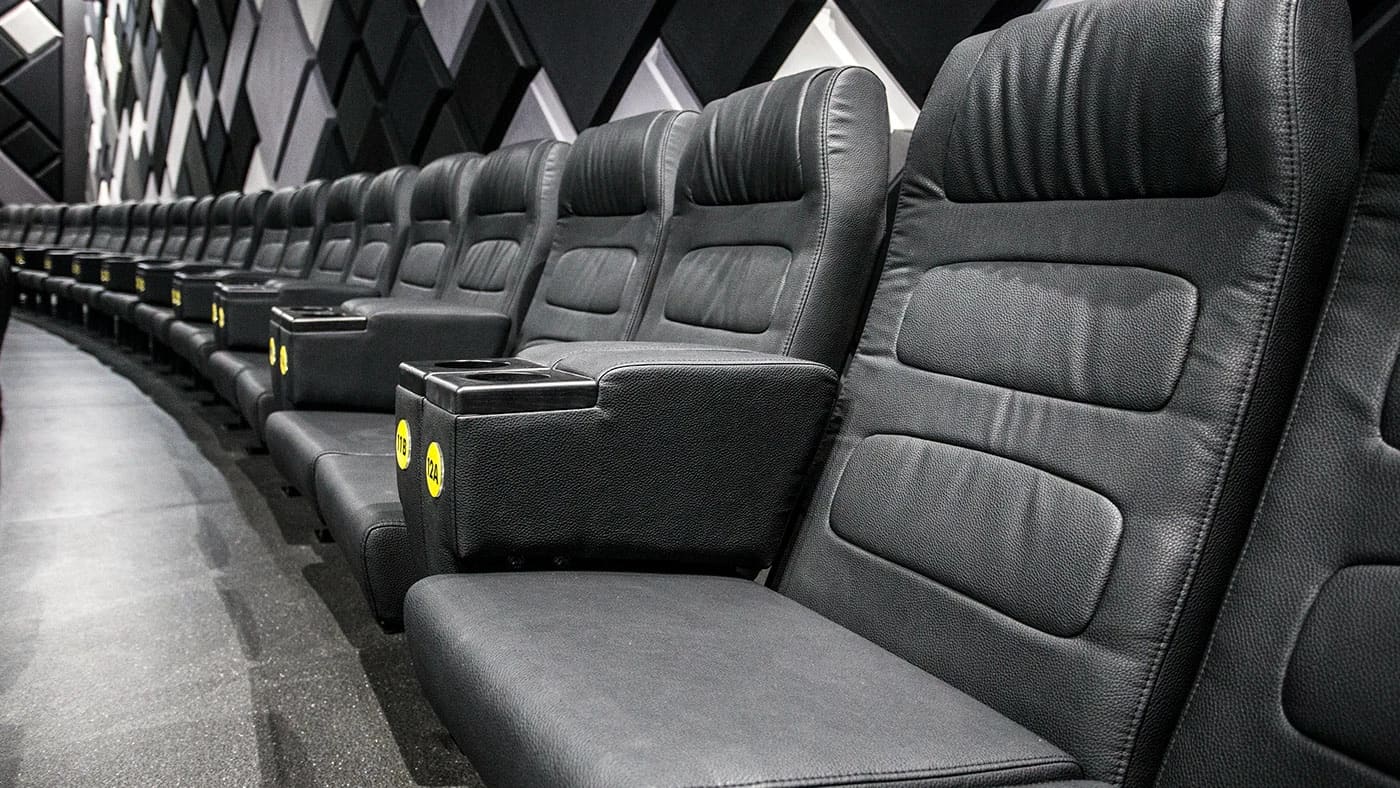 PHOTO CINEMA HALL