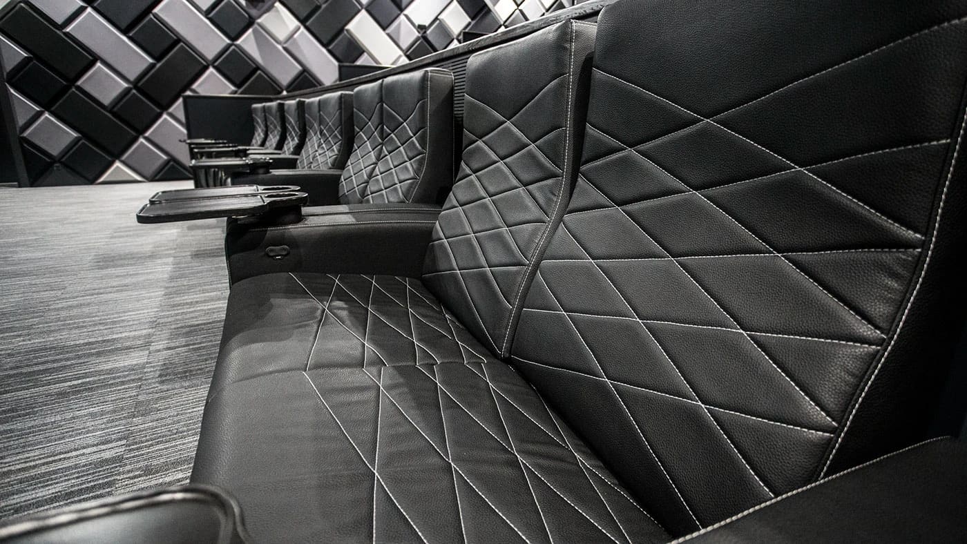 PHOTO CINEMA HALL